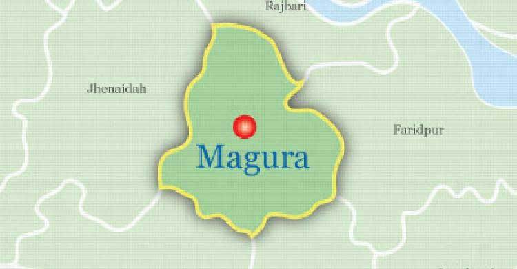 Magura road crash kills 2
