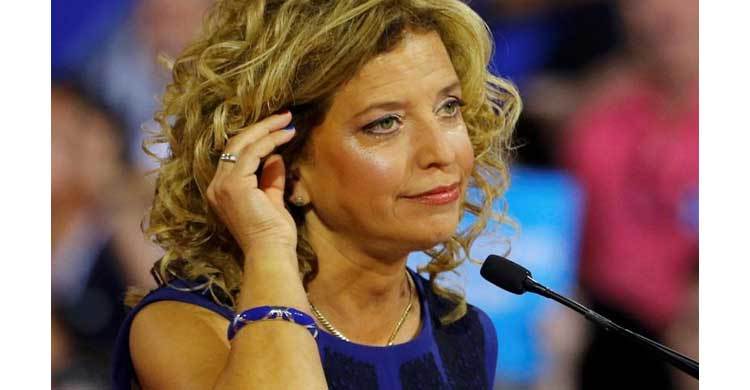 Democrats in disarray on eve of convention to nominate Clinton