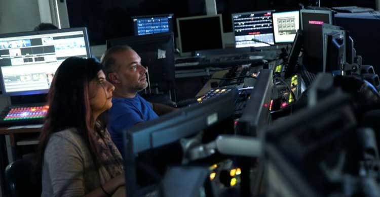 Auction halves number of Greek private TV stations