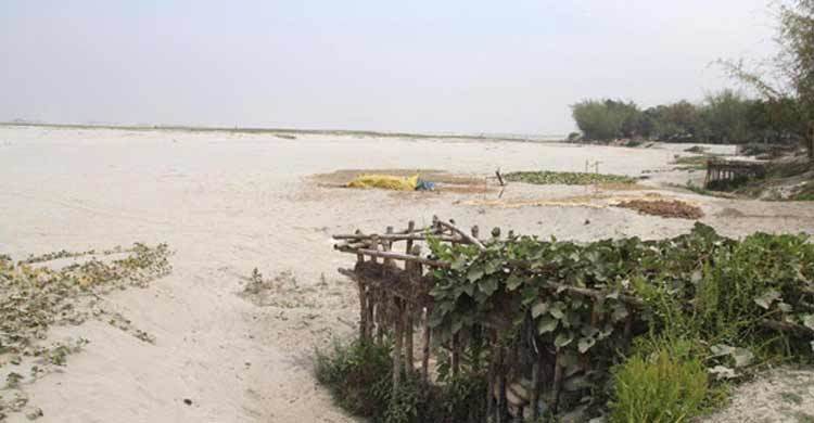 Militants-run training camps in Chars of Northern Region 