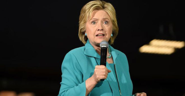 State department faults Clinton over email security
