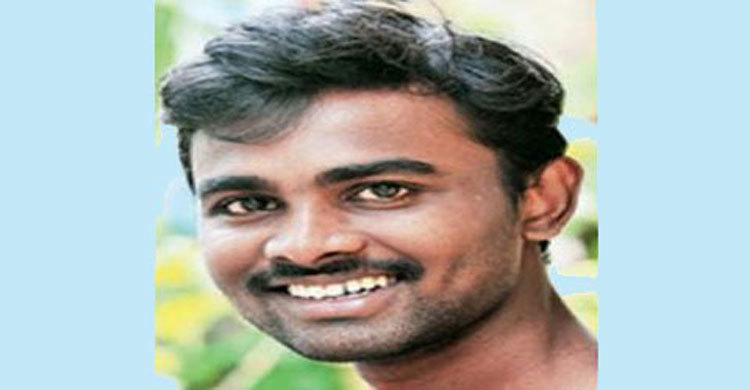 Youth rewarded for finding chinks in Facebook armour