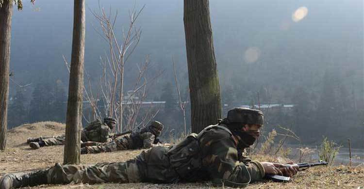 Indian, Pakistani troops exchange fire in Kashmir 