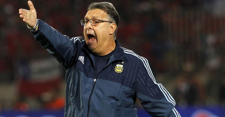 Argentina coach Gerardo Martino resigns 