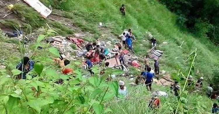 33 killed as bus veers off Nepal highway