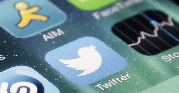 Twitter to free room for links and photos: report 