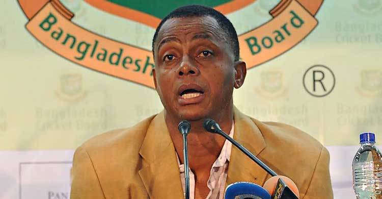 Walsh surprised by withdrawals 