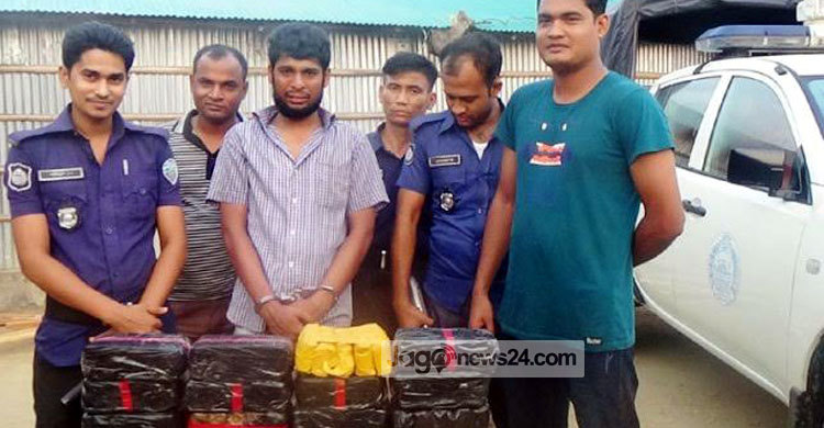 টেকনাফে ৫ কোটি টাকার ইয়াবা জব্দ, আটক ১