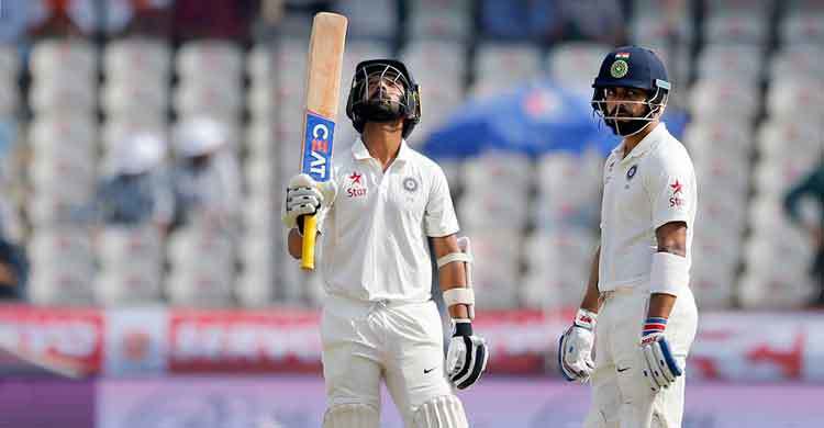 India declare at 687/6