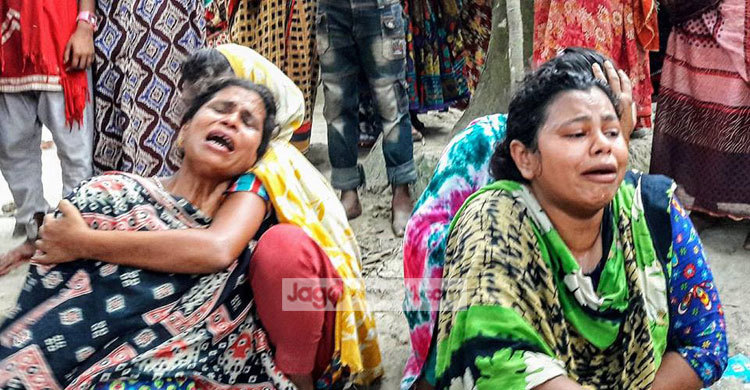 নাতির জন্য ওষুধ কিনে ফেরার পথে বৃদ্ধা নিহত