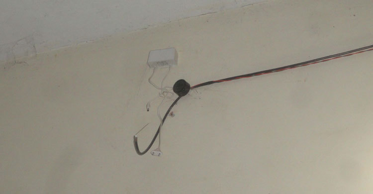 আদালত ভবনের ক্যামেরা চুরির ঘটনা তদন্তে কমিটি