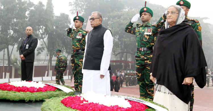 President, PM pay homage to Martyred Intellectuals