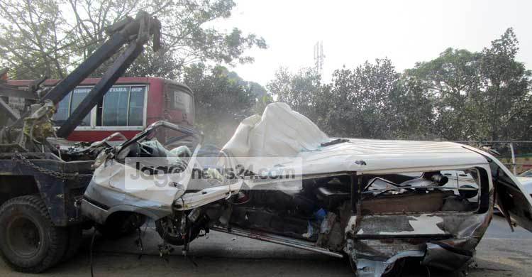 মরদেহের অপেক্ষায় ছাতিরচরবাসী