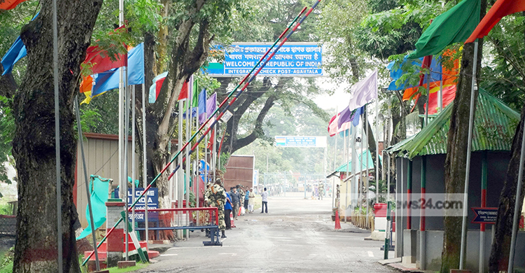 আখাউড়া স্থলবন্দরে আমদানি-রফতানি বন্ধ সোমবার 