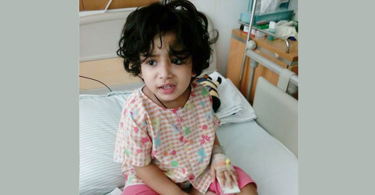 বড় বোনের পথে শিশু অরিপ্রা