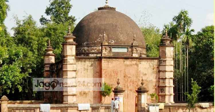 প্রাচীন নিদর্শন আটিয়া মসজিদ সংস্কারের দাবি