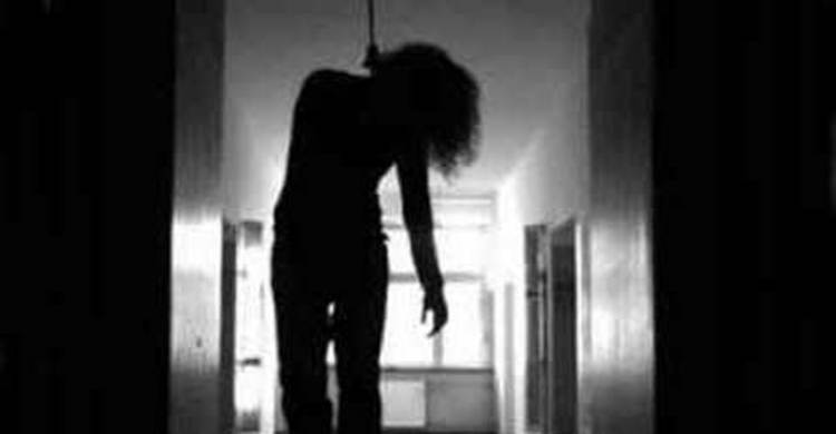 মায়ের উপর অভিমান করে কিশোরীর আত্মহত্যা