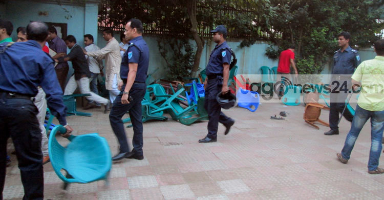 নরসিংদীতে ছাত্রদলের সমাবেশ পুলিশি বাধায় পণ্ড