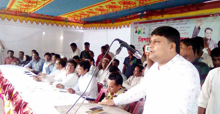 সন্তর্পণে পা ফেলছে এমপি বদির স্বজনেরা 