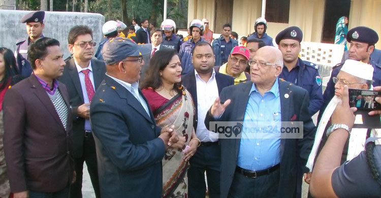 পুরনো কর্মস্থল ঘুরে গেলেন অর্থমন্ত্রী