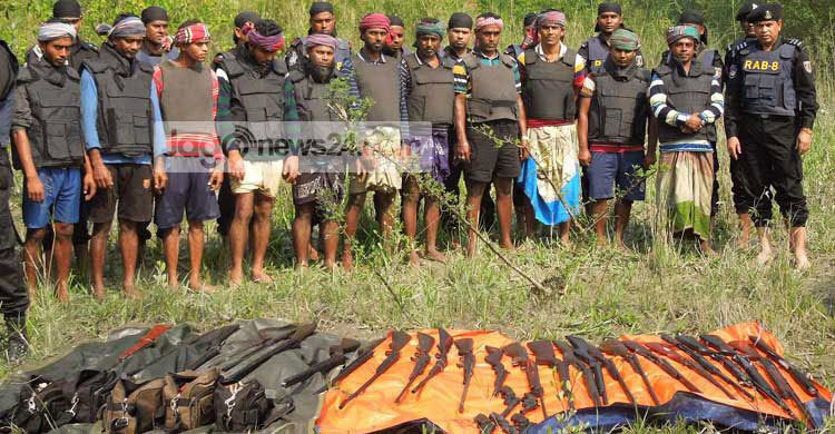 বনদস্যু জাহাঙ্গীর বাহিনীর ১৭ সদস্য কারামুক্ত