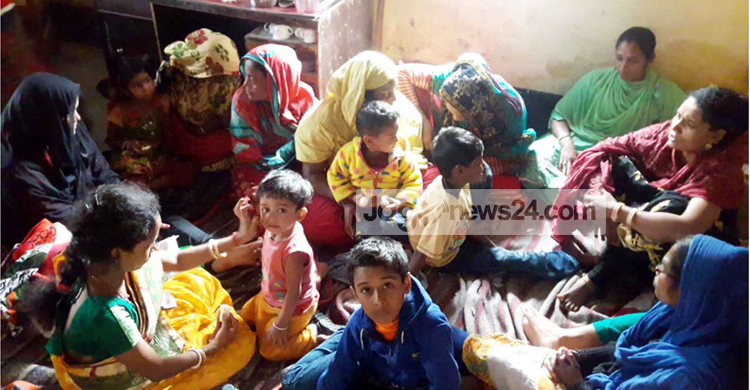 অবৈধপথে বাংলাদেশে প্রবেশের অভিযোগে আটক ৩৪