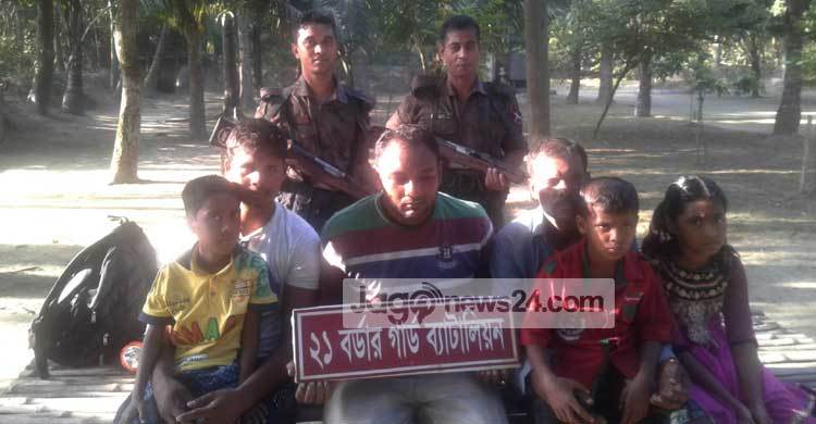 বেনাপোলে ভারতীয় নাগরিকসহ আটক ৬