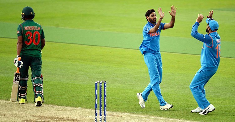 Bangladesh struggling after losing 7 wickets 