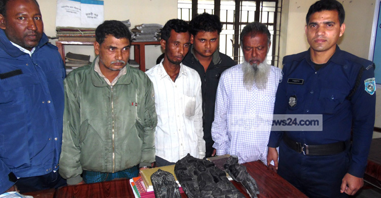 দিনাজপুরে দেড় কোটি টাকার মূর্তি উদ্ধার