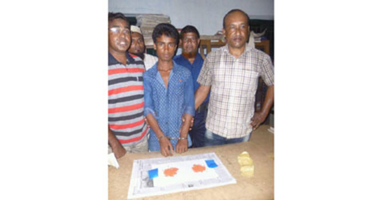 বরগুনায় ইয়বাসহ স্কুলছাত্র আটক