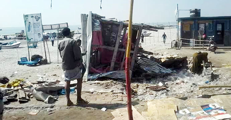 কুয়াকাটা সৈকতের ৬০ অবৈধ স্থাপনা উচ্ছেদ