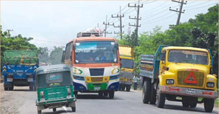 গোবিন্দগঞ্জ-দিনাজপুর মহাসড়কে যানচলাচল শুরু