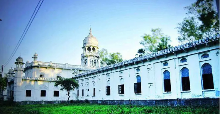 শতবর্ষে পা রাখলো কারমাইকেল কলেজ