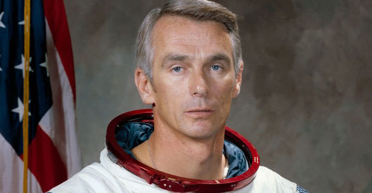 Eugene Cernan, last man on the moon, dies