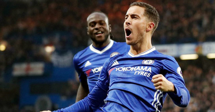 রাতে মাঠে নামছে চেলসি