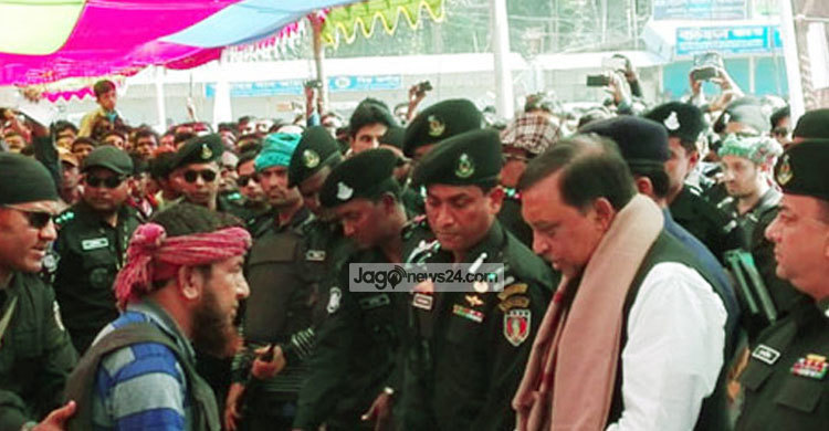 নোয়া বাহিনীর ১২ সদস্যের নামে মংলা থানায় মামলা