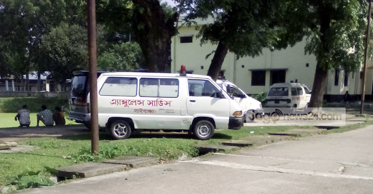 অ্যাম্বুলেন্সের যন্ত্রণায় অতিষ্ট রোগী