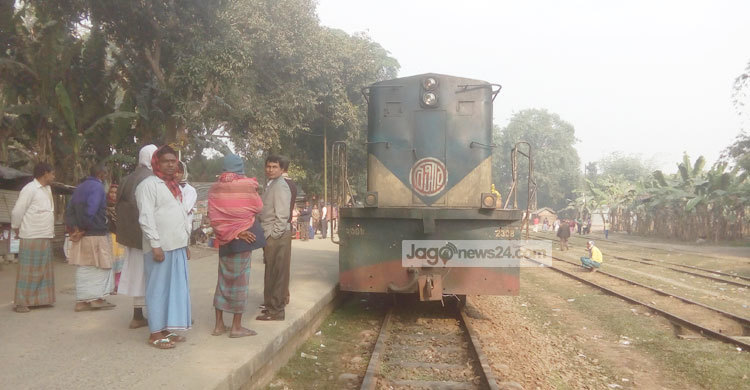 গাইবান্ধায় সব রুটে ট্রেন চলাচল বন্ধ 