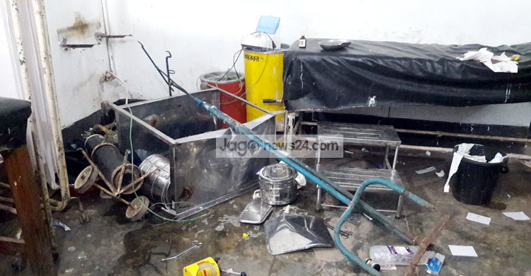 প্রতিমন্ত্রীর আশ্বাসে কাজে ফিরলেন চিকিৎসকরা