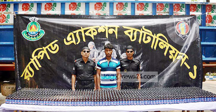 গাজীপুরে ১৩৮০ বোতল ফেনসিডিলসহ ব্যবসায়ী আটক