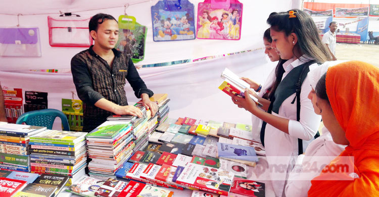 গাজীপুরে একুশে বইমেলা সমাপ্ত