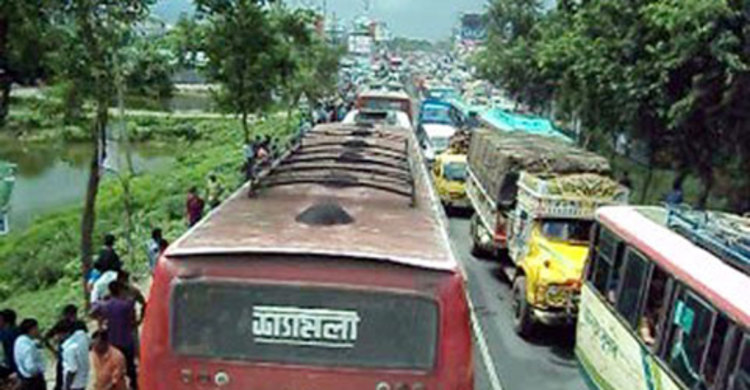 কালিয়াকৈরে ২০ কিলোমিটার যানজট