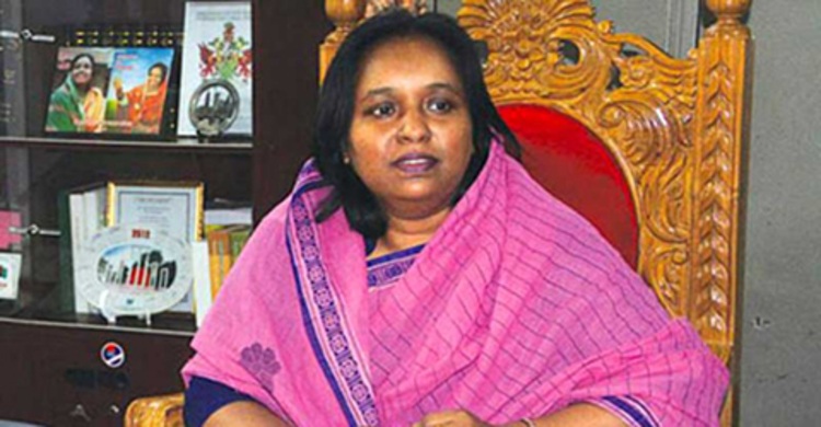 পদত্যাগ করেছেন আইভী