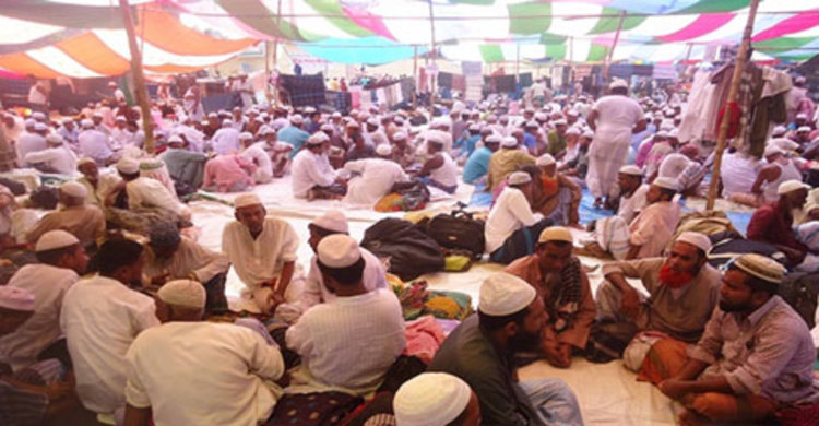 ইজতেমায় চলছে দ্বিতীয় দিনের বয়ান