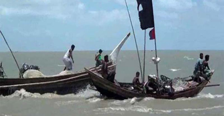বঙ্গোপসাগরে ৭টি ট্রলারসহ ২৭ জেলে অপহৃত