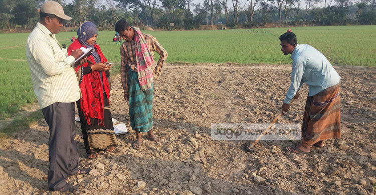 ঝিনাইদহে শ্রেষ্ঠ ইনোভেশন কর্মকর্তা ড. মনিরুজ্জামান