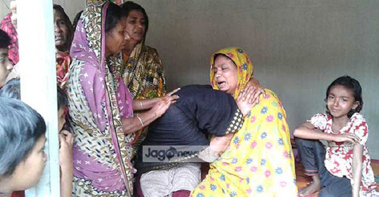 শিবির থেকে জঙ্গি দলে, মায়ের লাশও দেখতে যাননি লোকমান