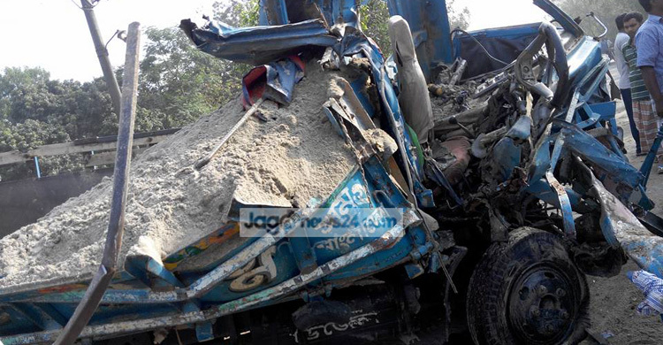 ঈশ্বরদীতে সড়ক দুর্ঘটনায় নিহত ১