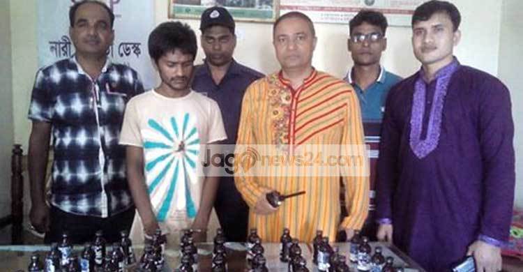 বকশীগঞ্জে ৪৭ বোতল ফেনসিডিলসহ যুবক আটক