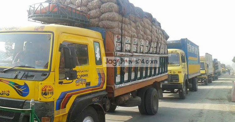 ঢাকা-টাঙ্গাইল মহাসড়কে তীব্র যানজট